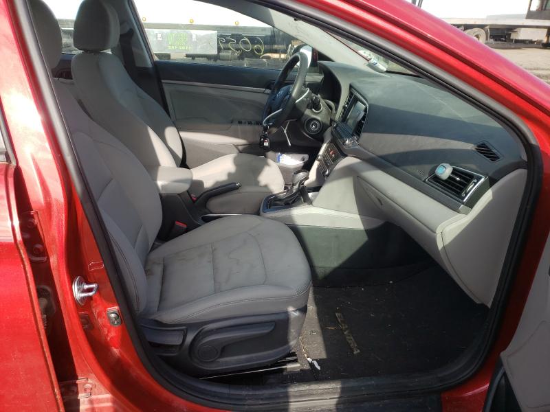 Photo 4 VIN: 5NPD84LFXHH187117 - HYUNDAI ELANTRA SE 