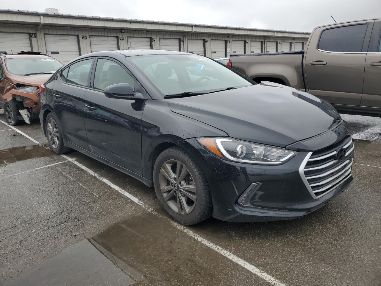 Photo 3 VIN: 5NPD84LFXHH193094 - HYUNDAI ELANTRA 