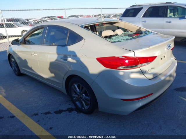 Photo 2 VIN: 5NPD84LFXHH210640 - HYUNDAI ELANTRA 