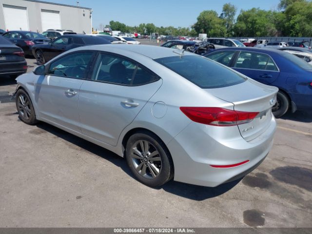 Photo 2 VIN: 5NPD84LFXJH216427 - HYUNDAI ELANTRA 