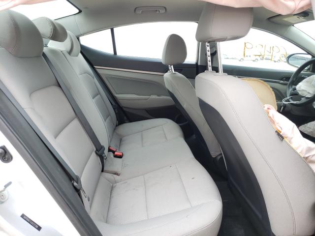 Photo 5 VIN: 5NPD84LFXJH221286 - HYUNDAI ELANTRA SE 