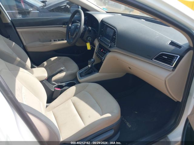 Photo 4 VIN: 5NPD84LFXJH224897 - HYUNDAI ELANTRA 