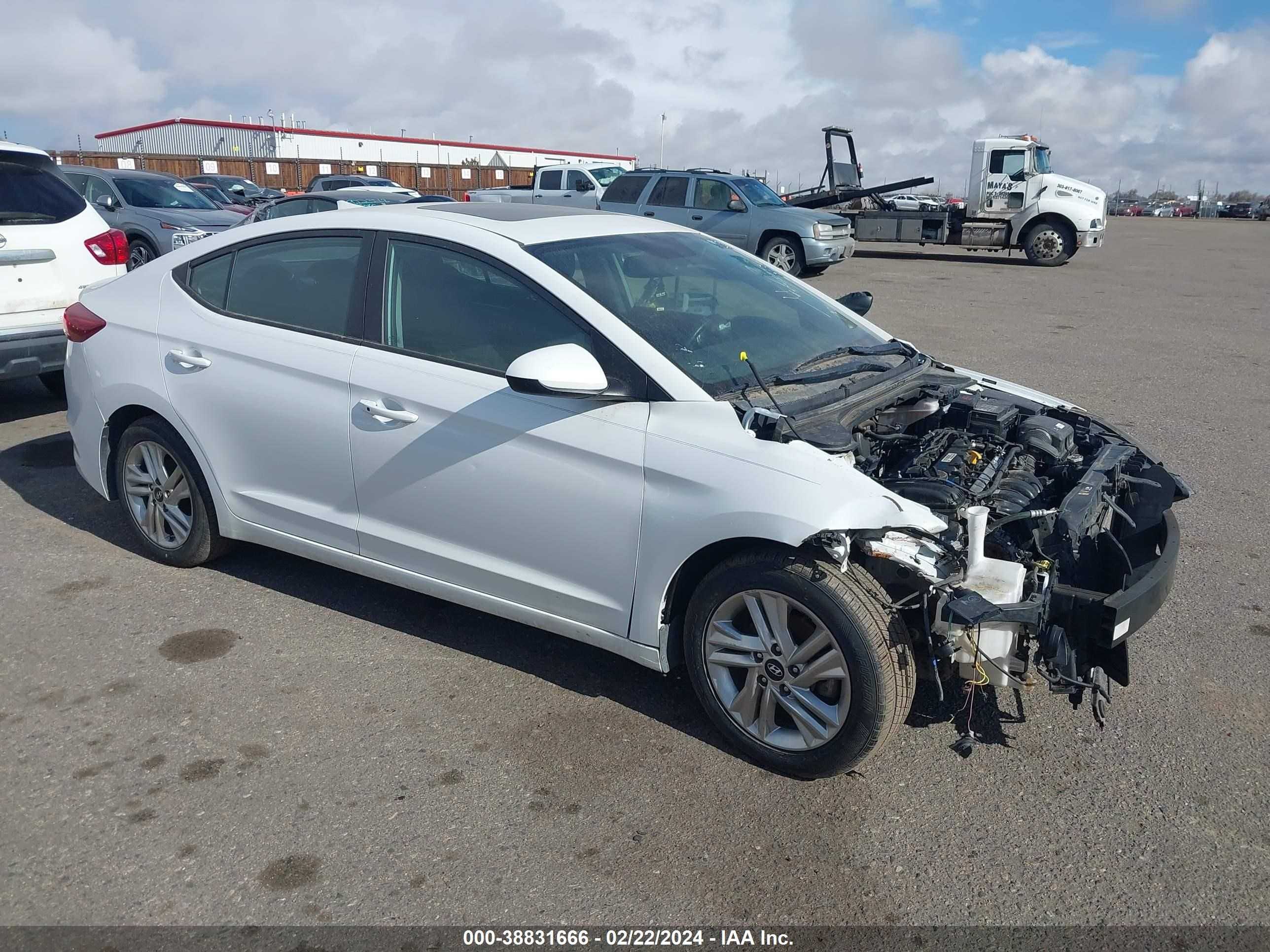 Photo 0 VIN: 5NPD84LFXJH226228 - HYUNDAI ELANTRA 