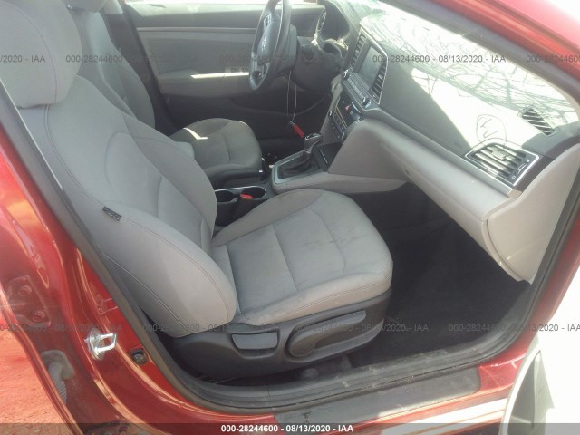 Photo 4 VIN: 5NPD84LFXJH228285 - HYUNDAI ELANTRA 