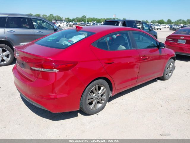 Photo 3 VIN: 5NPD84LFXJH235723 - HYUNDAI ELANTRA 