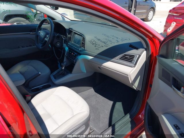 Photo 4 VIN: 5NPD84LFXJH235723 - HYUNDAI ELANTRA 