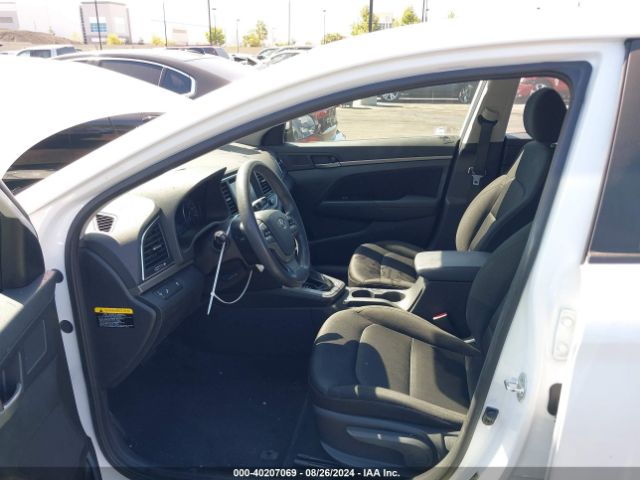 Photo 4 VIN: 5NPD84LFXJH238928 - HYUNDAI ELANTRA 