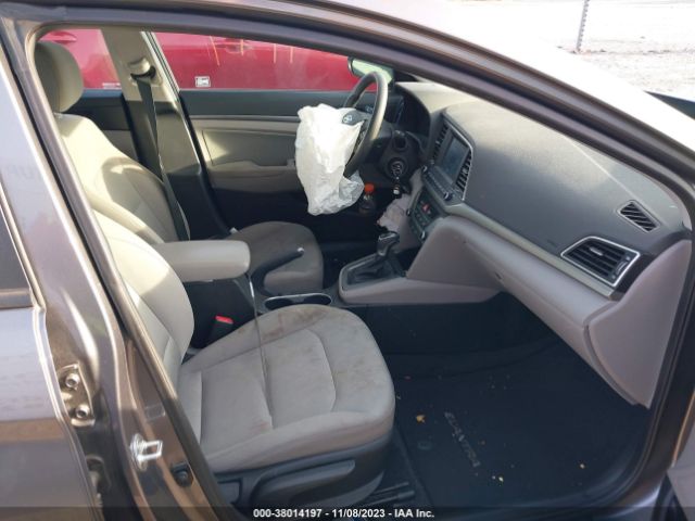 Photo 4 VIN: 5NPD84LFXJH246270 - HYUNDAI ELANTRA 