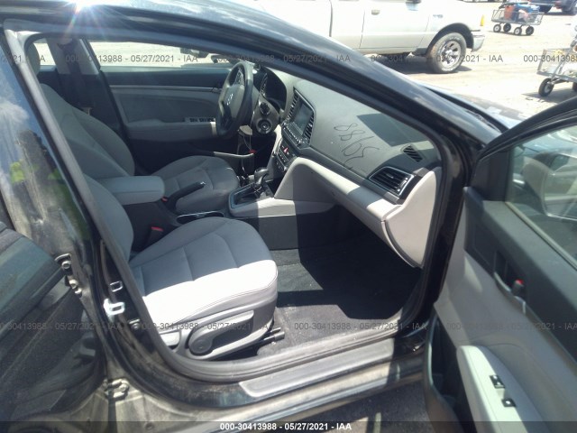 Photo 4 VIN: 5NPD84LFXJH250948 - HYUNDAI ELANTRA 