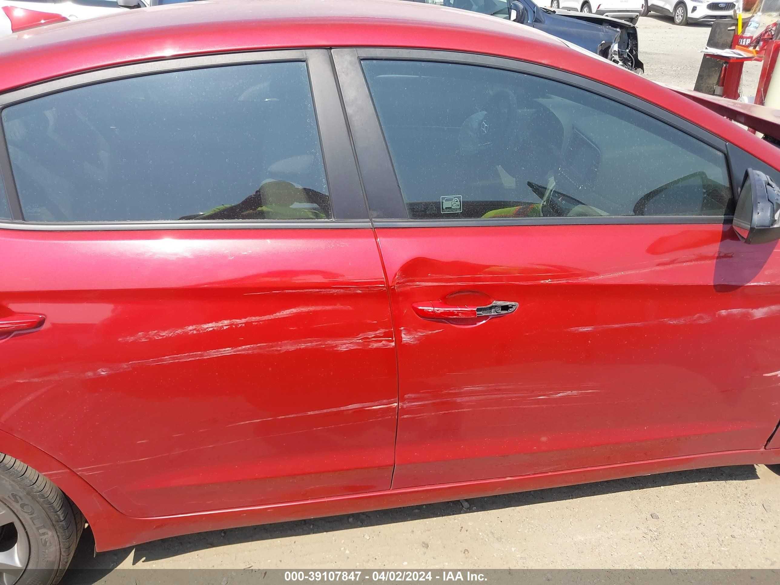 Photo 5 VIN: 5NPD84LFXJH253655 - HYUNDAI ELANTRA 