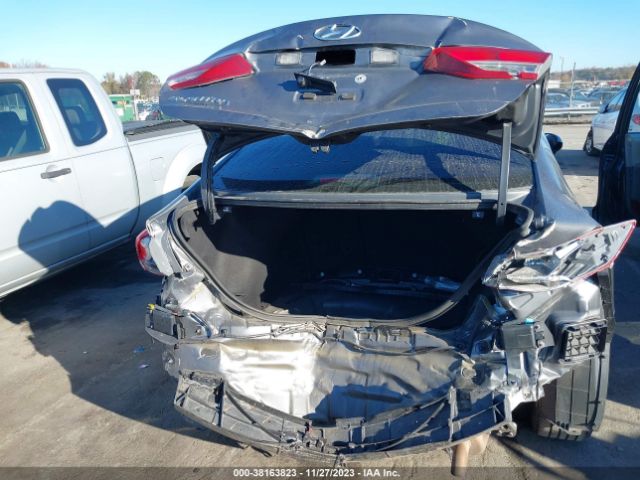 Photo 5 VIN: 5NPD84LFXJH254143 - HYUNDAI ELANTRA 