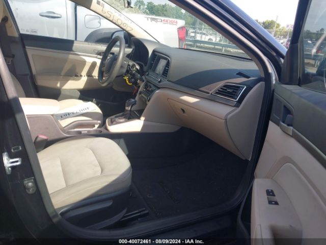 Photo 4 VIN: 5NPD84LFXJH260959 - HYUNDAI ELANTRA 