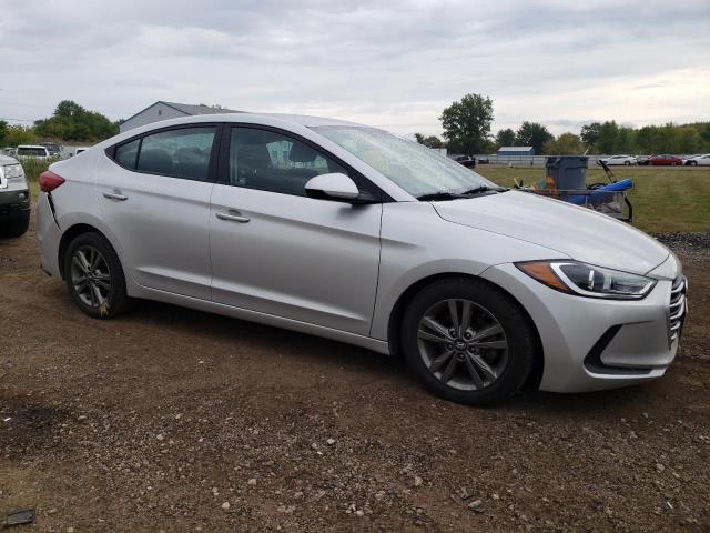 Photo 3 VIN: 5NPD84LFXJH265644 - HYUNDAI ELANTRA SE 