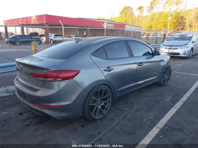 Photo 3 VIN: 5NPD84LFXJH269533 - HYUNDAI ELANTRA 