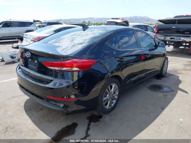 Photo 3 VIN: 5NPD84LFXJH291547 - HYUNDAI ELANTRA 