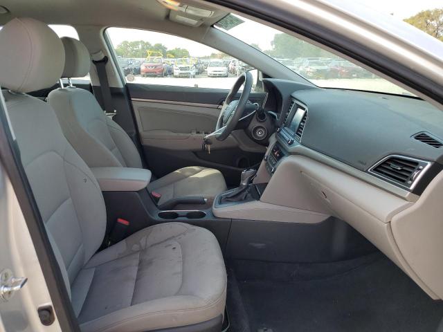 Photo 4 VIN: 5NPD84LFXJH295579 - HYUNDAI ELANTRA SE 