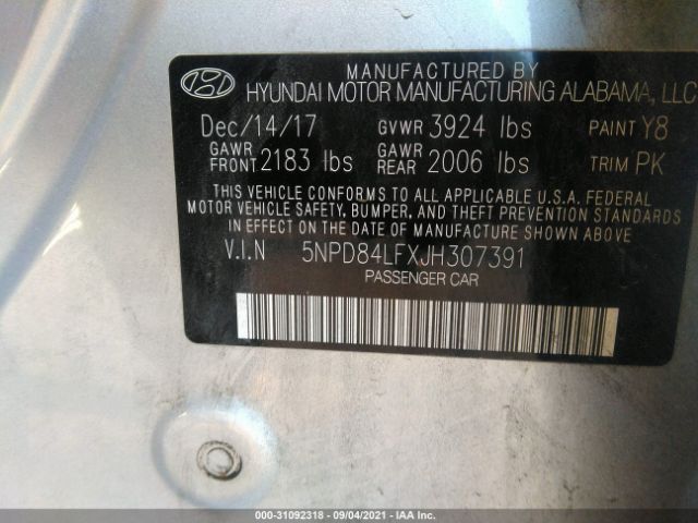 Photo 8 VIN: 5NPD84LFXJH307391 - HYUNDAI ELANTRA 