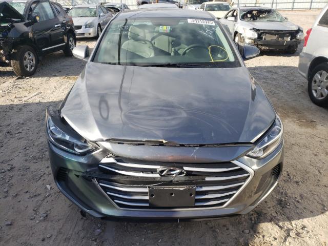 Photo 8 VIN: 5NPD84LFXJH307875 - HYUNDAI ELANTRA SE 