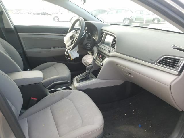 Photo 4 VIN: 5NPD84LFXJH316608 - HYUNDAI ELANTRA SE 