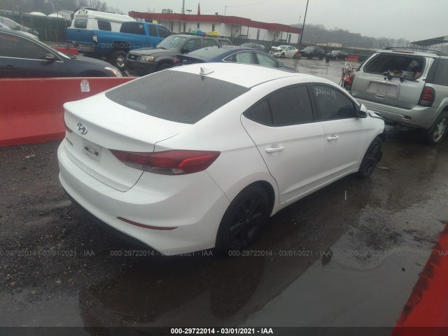 Photo 3 VIN: 5NPD84LFXJH319184 - HYUNDAI ELANTRA 