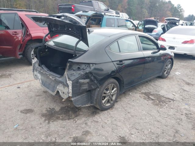 Photo 3 VIN: 5NPD84LFXJH320786 - HYUNDAI ELANTRA 