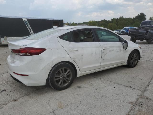 Photo 2 VIN: 5NPD84LFXJH324787 - HYUNDAI ELANTRA SE 