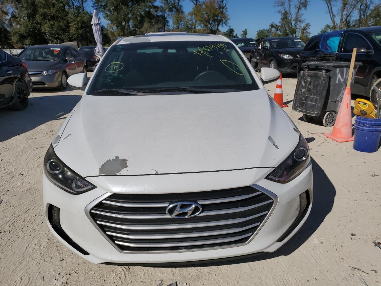 Photo 4 VIN: 5NPD84LFXJH333148 - HYUNDAI ELANTRA 