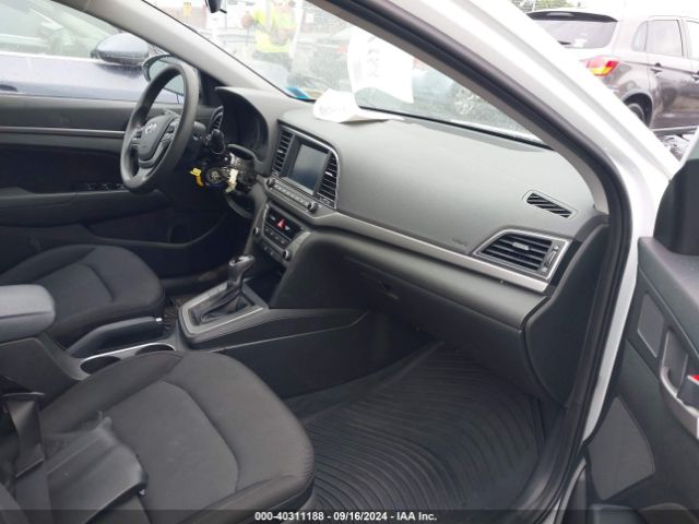 Photo 4 VIN: 5NPD84LFXJH335529 - HYUNDAI ELANTRA 