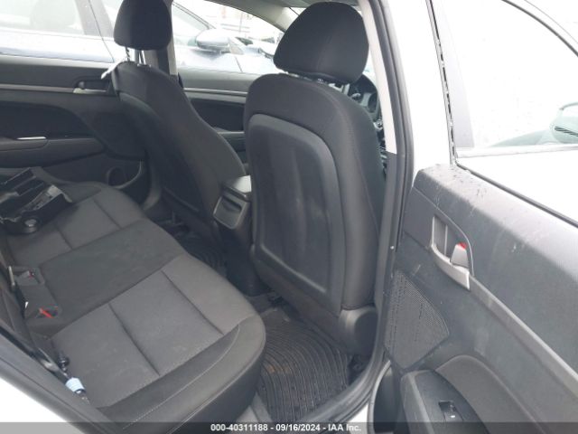 Photo 7 VIN: 5NPD84LFXJH335529 - HYUNDAI ELANTRA 