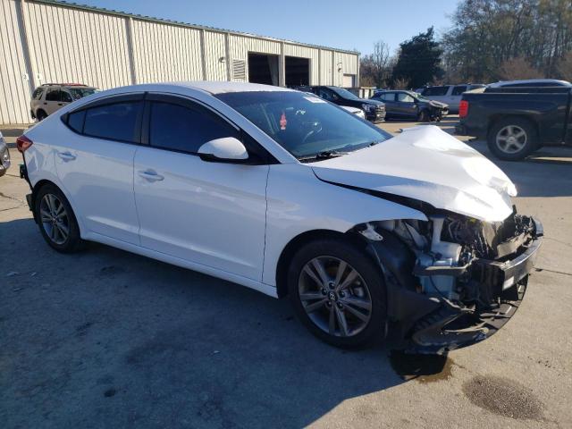 Photo 3 VIN: 5NPD84LFXJH341878 - HYUNDAI ELANTRA 