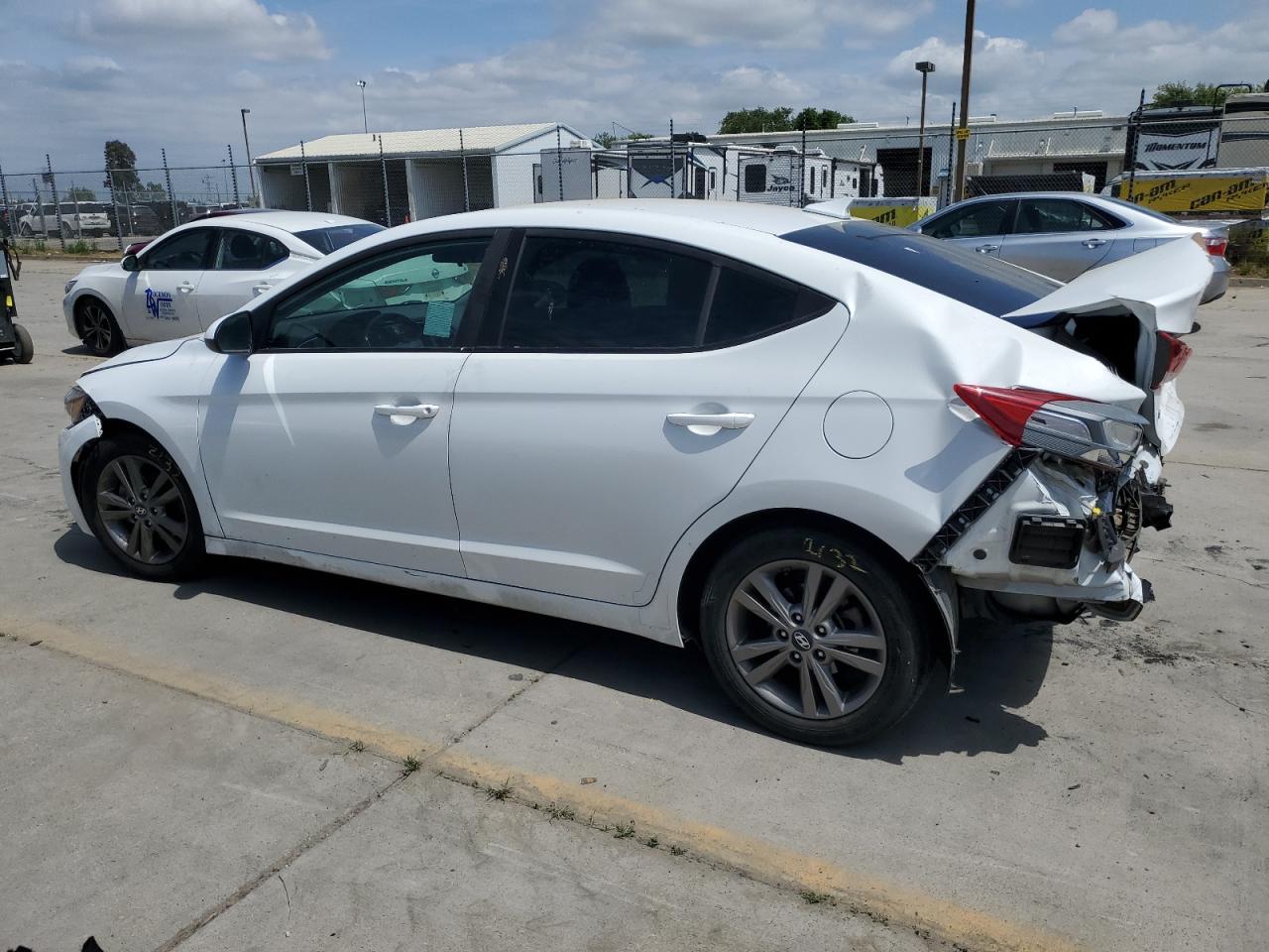 Photo 1 VIN: 5NPD84LFXJH348460 - HYUNDAI ELANTRA 