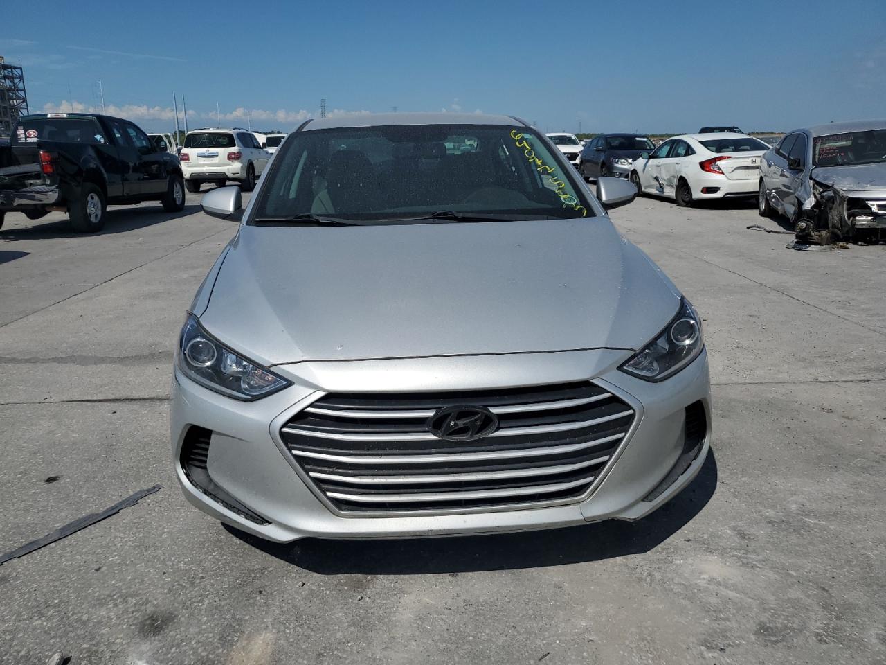 Photo 4 VIN: 5NPD84LFXJH352539 - HYUNDAI ELANTRA 