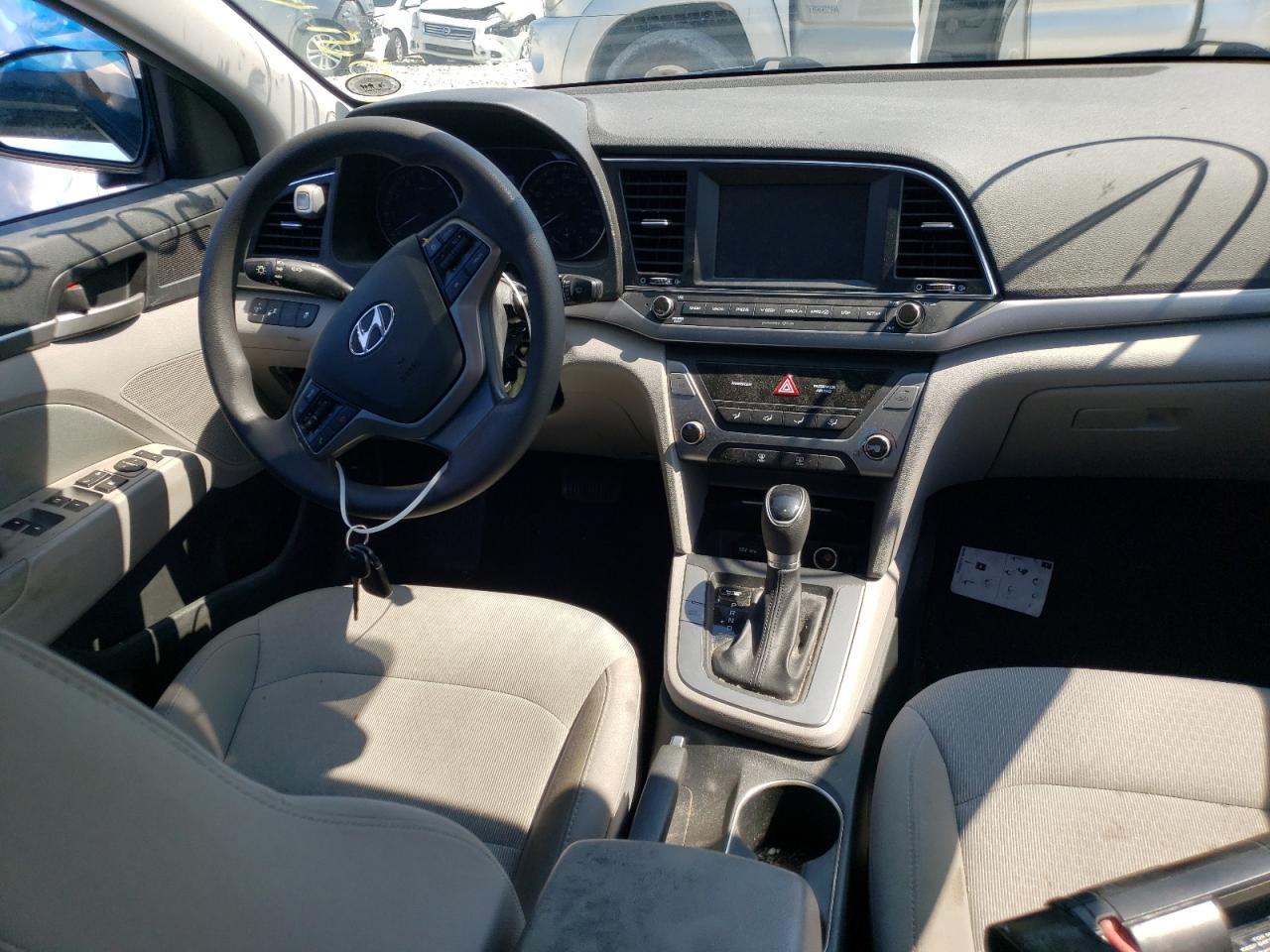 Photo 7 VIN: 5NPD84LFXJH352539 - HYUNDAI ELANTRA 