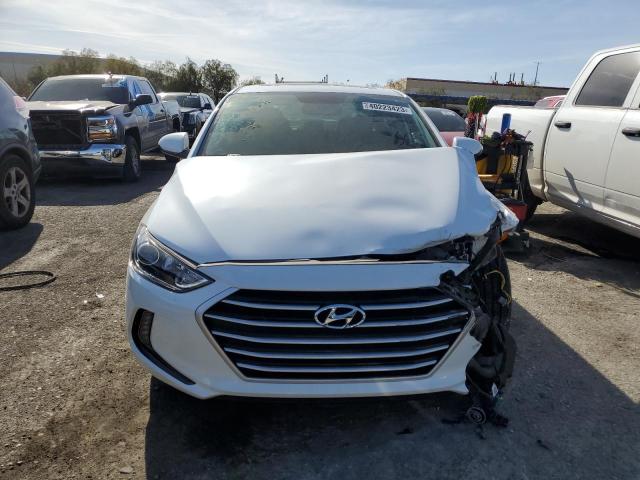 Photo 4 VIN: 5NPD84LFXJH353206 - HYUNDAI ELANTRA SE 