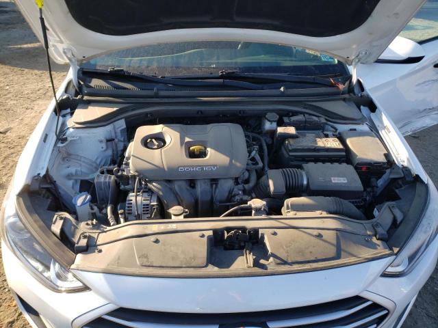 Photo 10 VIN: 5NPD84LFXJH361385 - HYUNDAI ELANTRA SE 