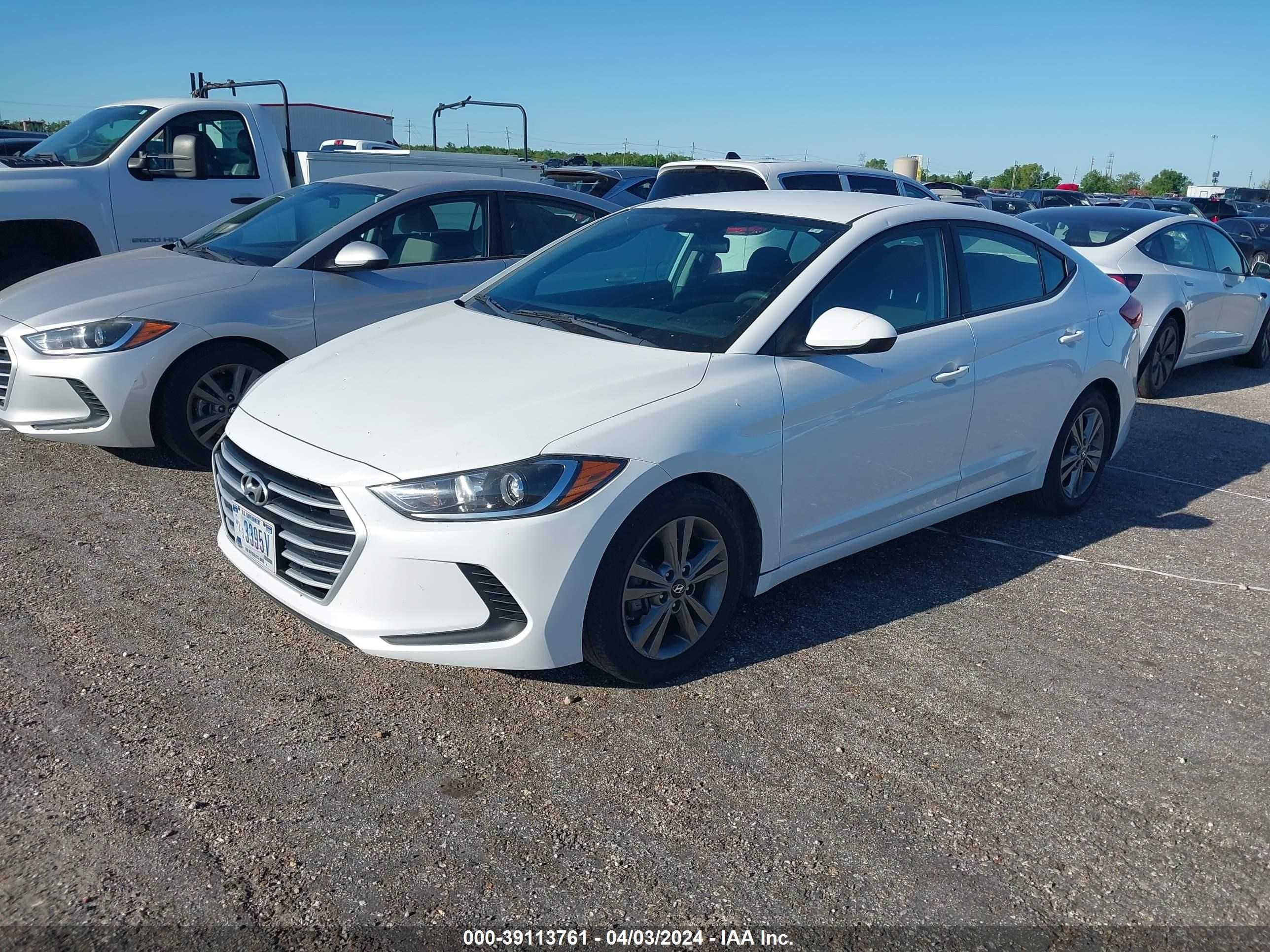 Photo 1 VIN: 5NPD84LFXJH368482 - HYUNDAI ELANTRA 