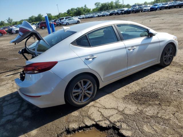 Photo 2 VIN: 5NPD84LFXJH370104 - HYUNDAI ELANTRA 