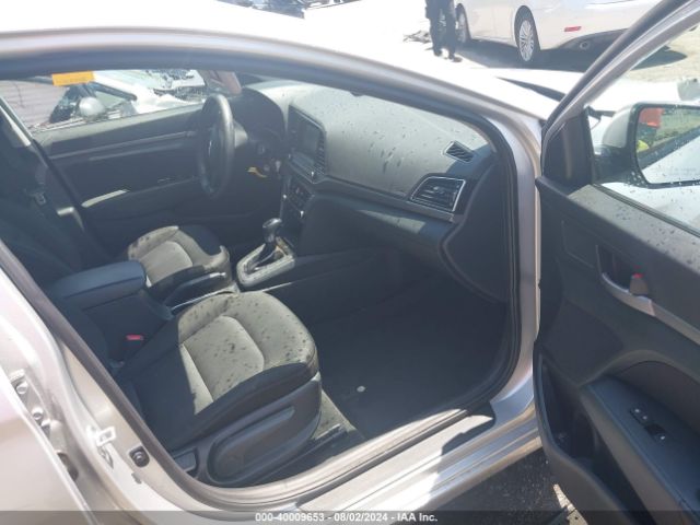 Photo 4 VIN: 5NPD84LFXJH371088 - HYUNDAI ELANTRA 