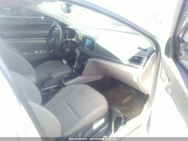 Photo 4 VIN: 5NPD84LFXJH376260 - HYUNDAI ELANTRA 