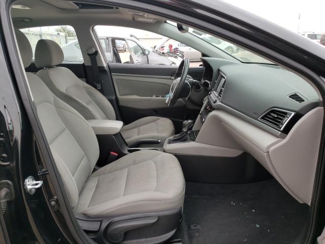 Photo 4 VIN: 5NPD84LFXJH381717 - HYUNDAI ELANTRA 