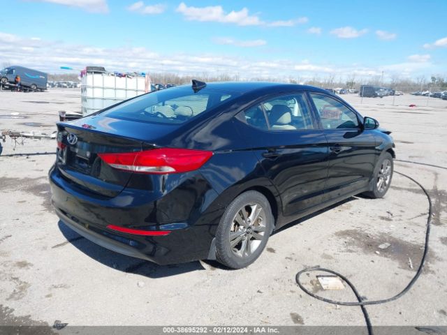 Photo 3 VIN: 5NPD84LFXJH389414 - HYUNDAI ELANTRA 