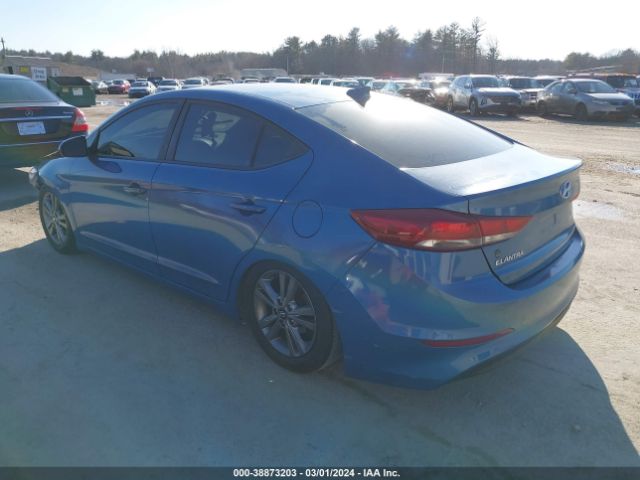 Photo 2 VIN: 5NPD84LFXJH391227 - HYUNDAI ELANTRA 