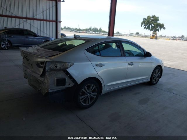 Photo 3 VIN: 5NPD84LFXJH399344 - HYUNDAI ELANTRA 