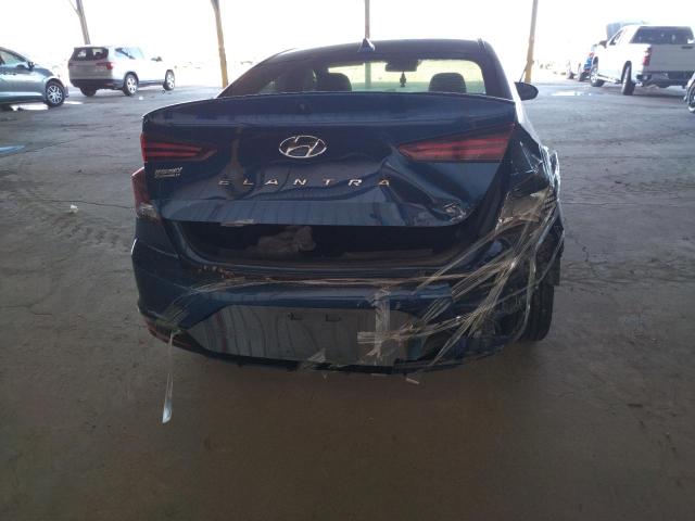 Photo 8 VIN: 5NPD84LFXKH404494 - HYUNDAI ELANTRA SE 