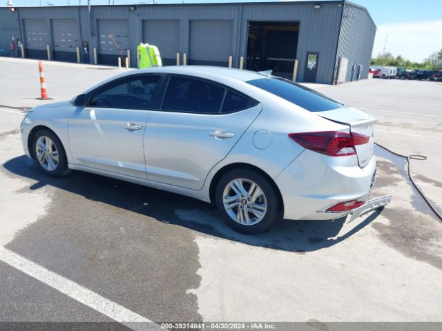 Photo 2 VIN: 5NPD84LFXKH410635 - HYUNDAI ELANTRA 