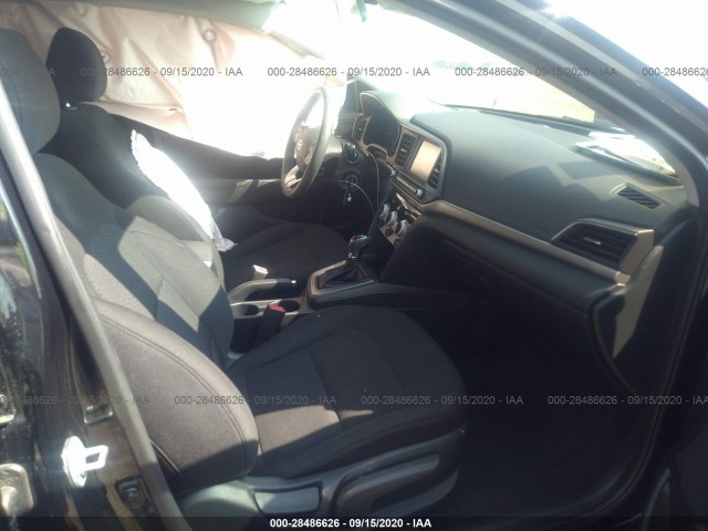 Photo 4 VIN: 5NPD84LFXKH428441 - HYUNDAI ELANTRA 