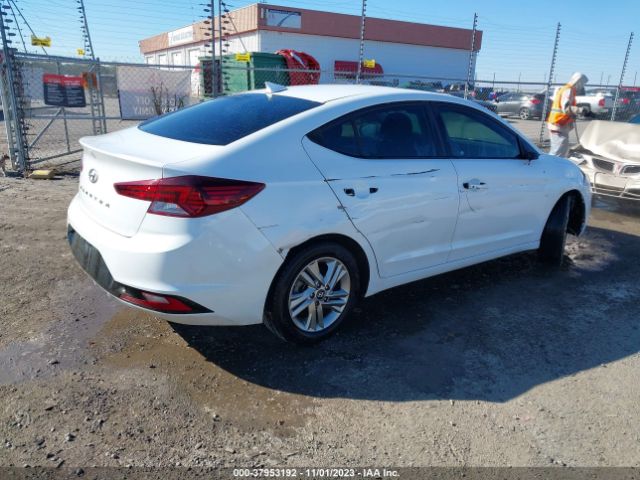 Photo 3 VIN: 5NPD84LFXKH457096 - HYUNDAI ELANTRA 