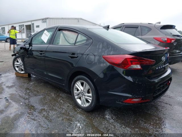 Photo 2 VIN: 5NPD84LFXKH475596 - HYUNDAI ELANTRA 