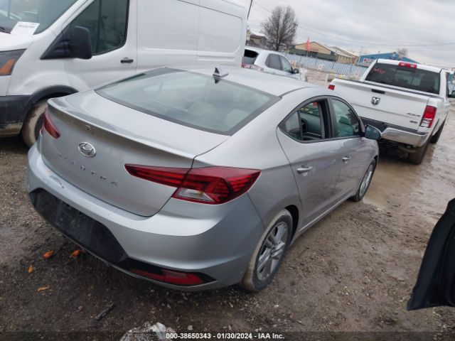 Photo 3 VIN: 5NPD84LFXLH557684 - HYUNDAI ELANTRA 