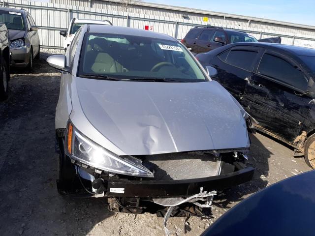 Photo 4 VIN: 5NPD84LFXLH566952 - HYUNDAI ELANTRA SE 